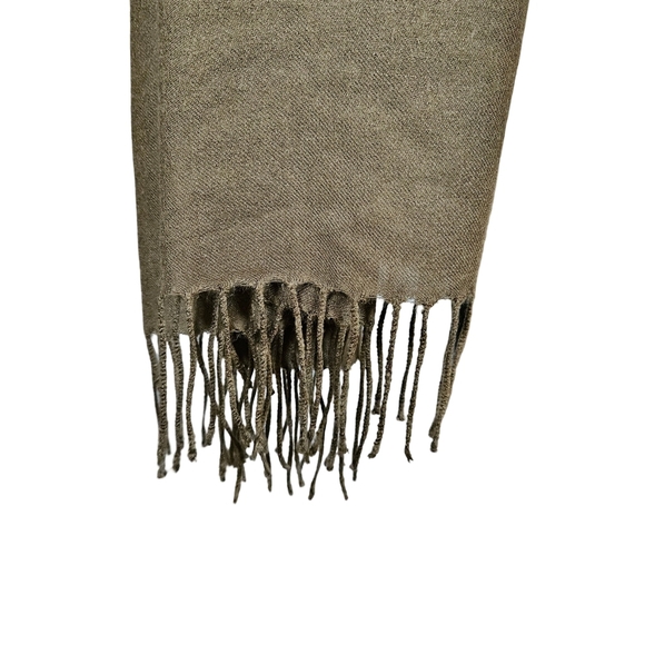 Scarf Bundle Of 2,Orange Is Peach Couture, Green Is Pashmizette, OS - Picture 3 of 13